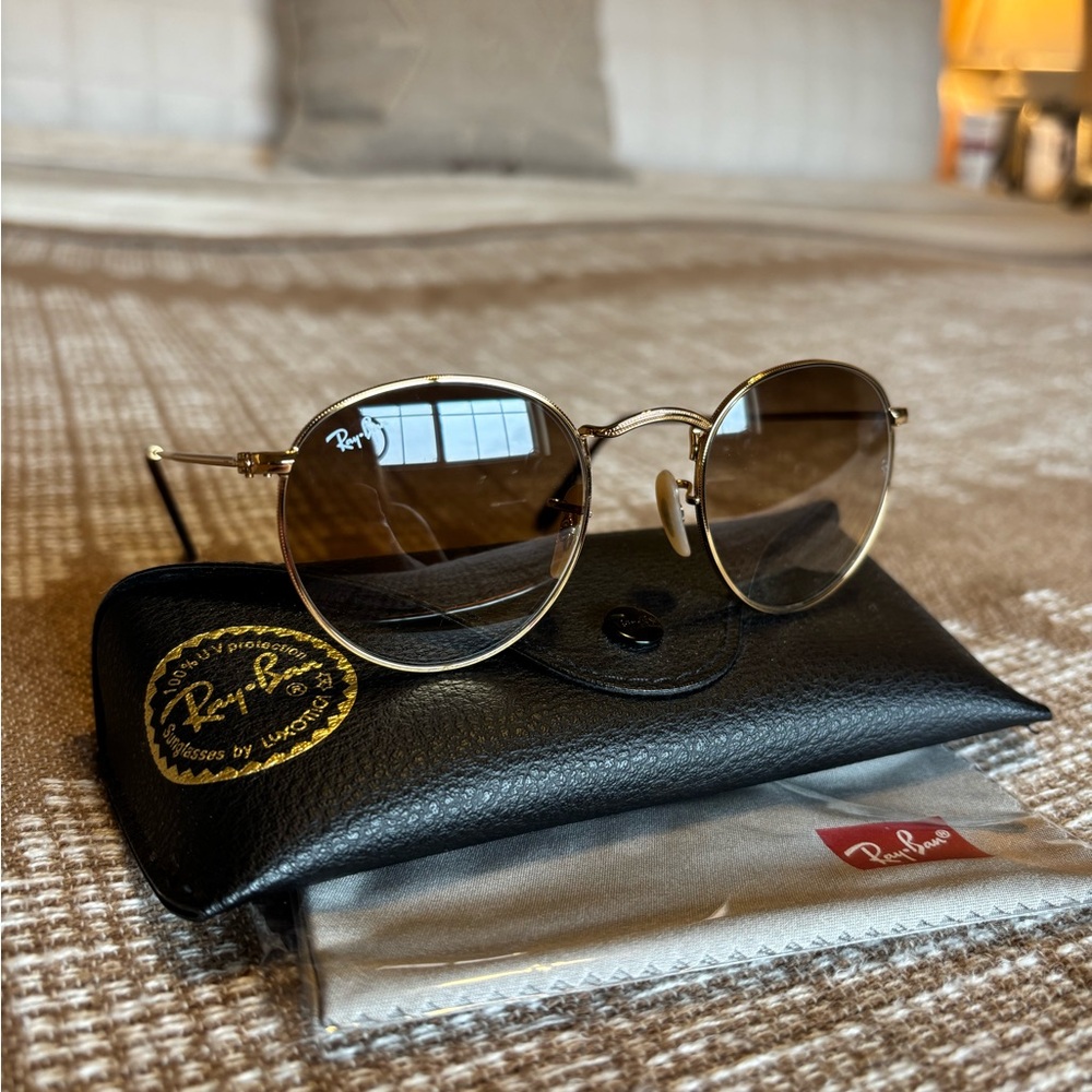 Ray-Ban Legend Collection 47 mm Round Sunglasses - Picture 2 of 8
